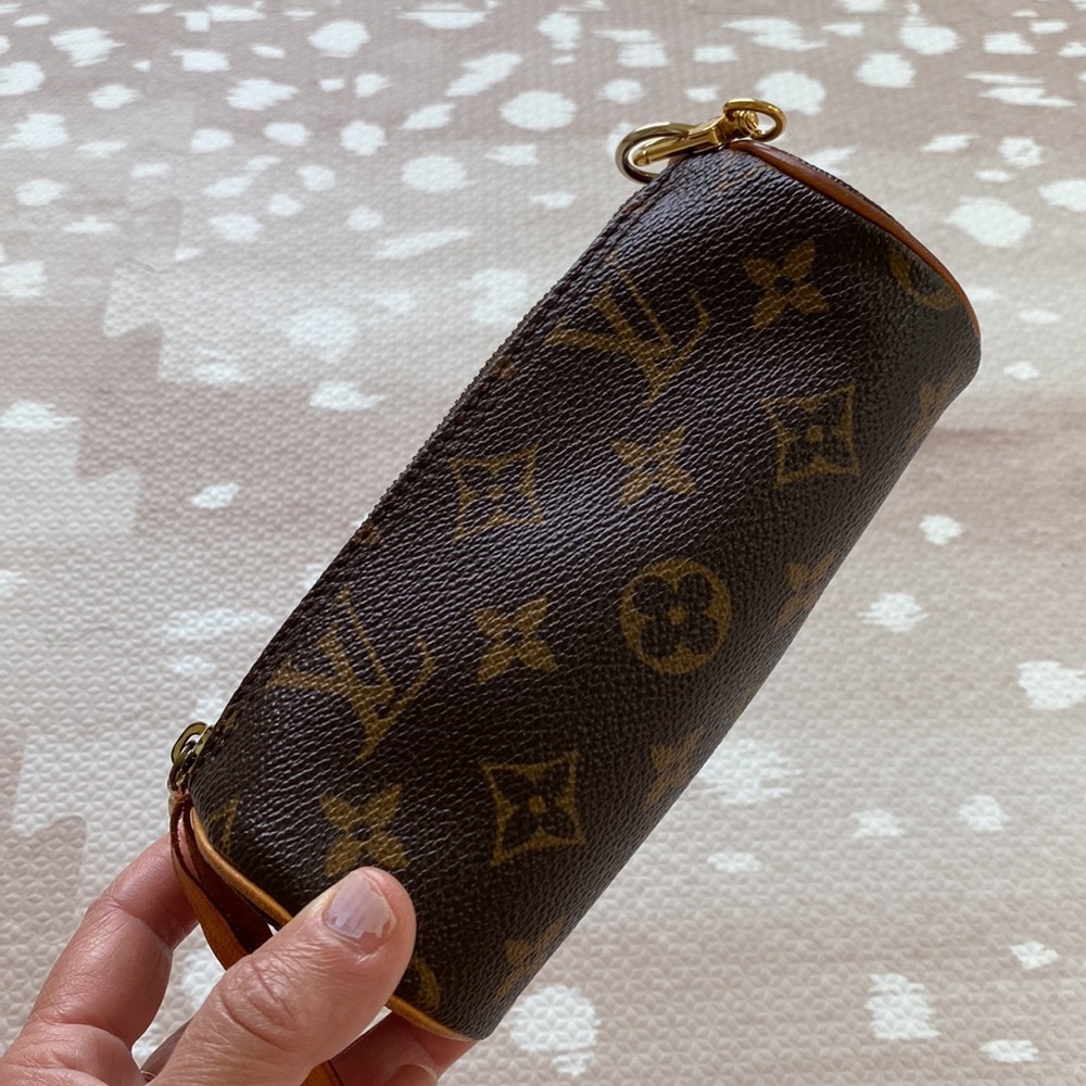 Louis Vuitton mini Papillon Pochette